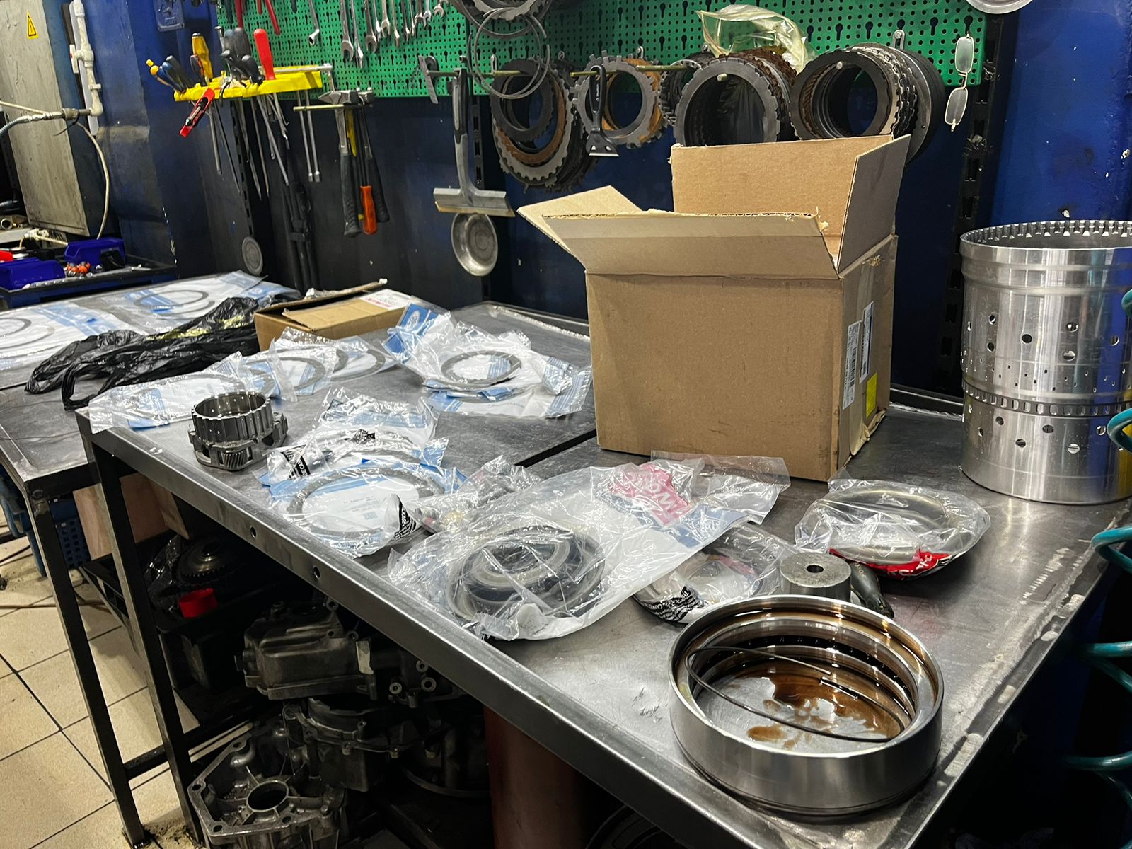 Подготовка к сборке коробки 10R80